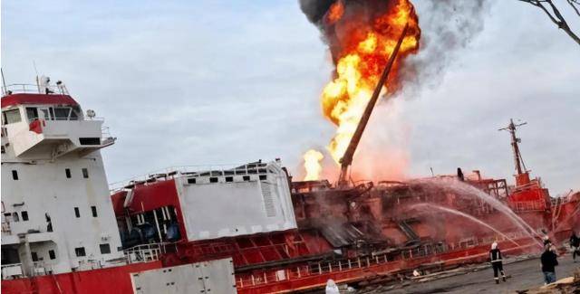 乌克兰暗杀绍伊古，最后一刻失手！普京大怒，炸响4000吨“沉睡氢弹”