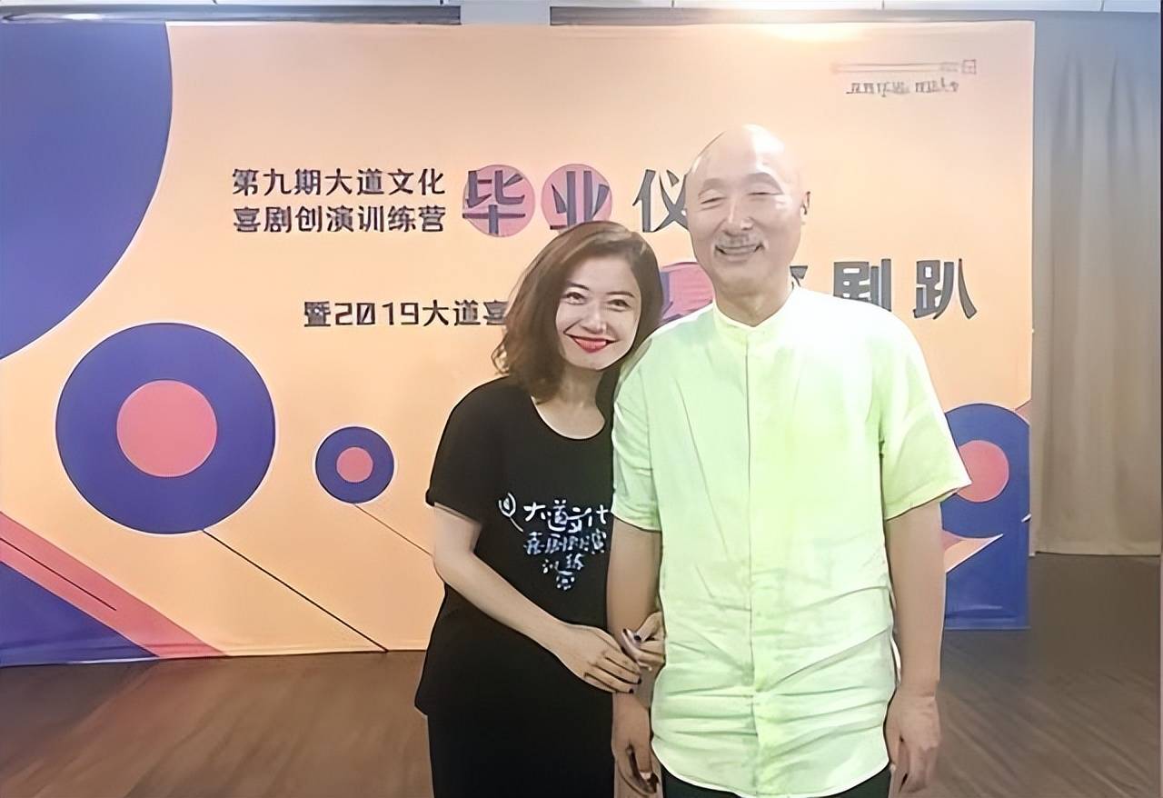 前央视美女主持人现状:带娃定居日本,已融入当地,大赞比国内好