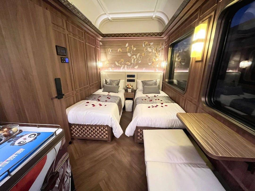 开元棋牌- 开元棋牌APP下载- 官方网站2026年成都号专列官网正式开启预售2026年成都号熊猫专列官网预订中心