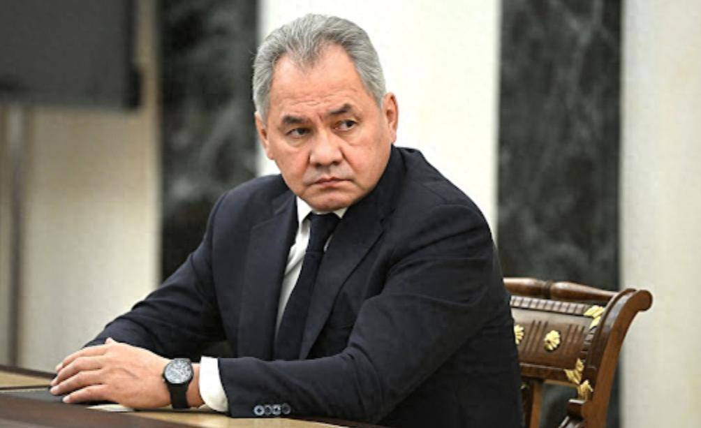 美俄密谈细节流出，特朗普提出“28点方案”，关键时刻，绍伊古险遭暗算