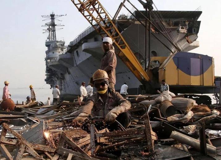 报废航母利润有多大？1800万买一艘二手航母，拆解后赚了9000多万