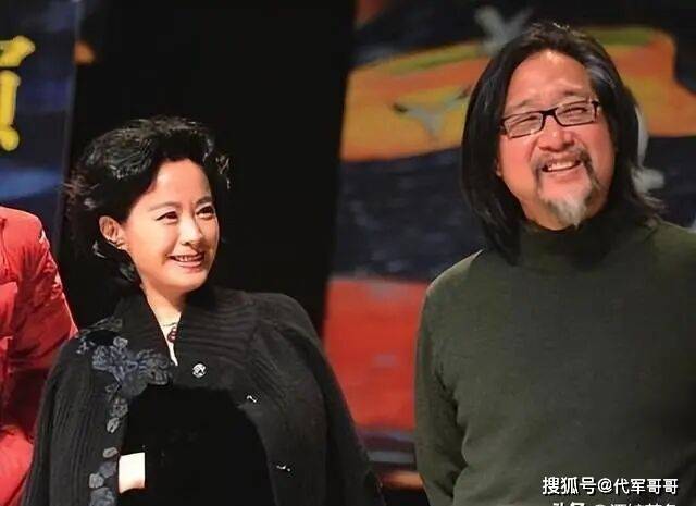 她嫁大13岁名导被捧红,丈夫不幸病逝,如今56岁单身无儿无女