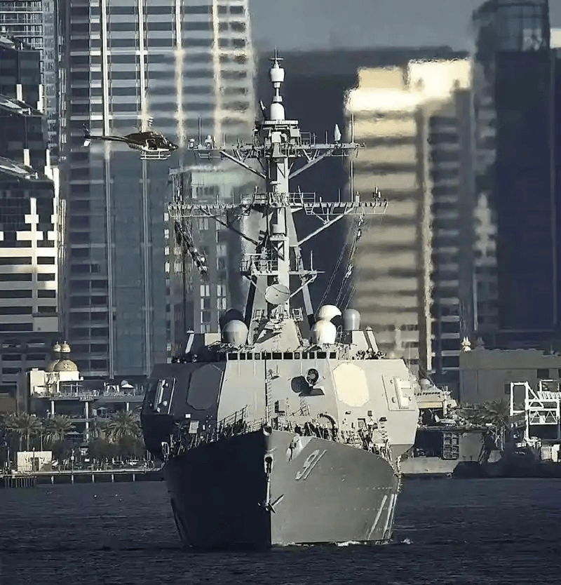 新舰难产、旧舰“腮腺炎”，美国苦干5年，才发现055大驱无法超越