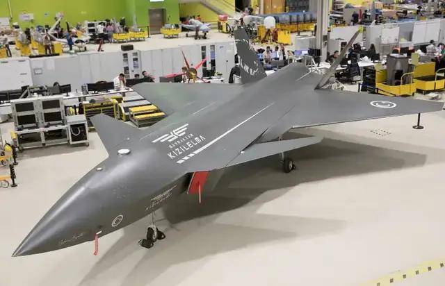 我们落后了？土耳其完成“世界首次无人机发射空空弹”，性能如何