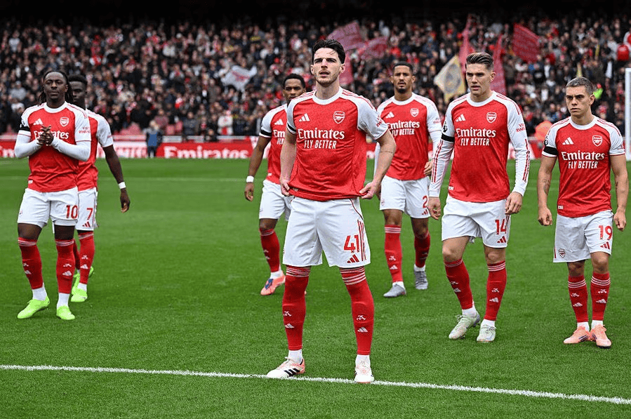 英超最新积分榜：阿森纳2-0切尔西1-3爆英格兰足球超级联赛冷利物浦1-1仅排第8