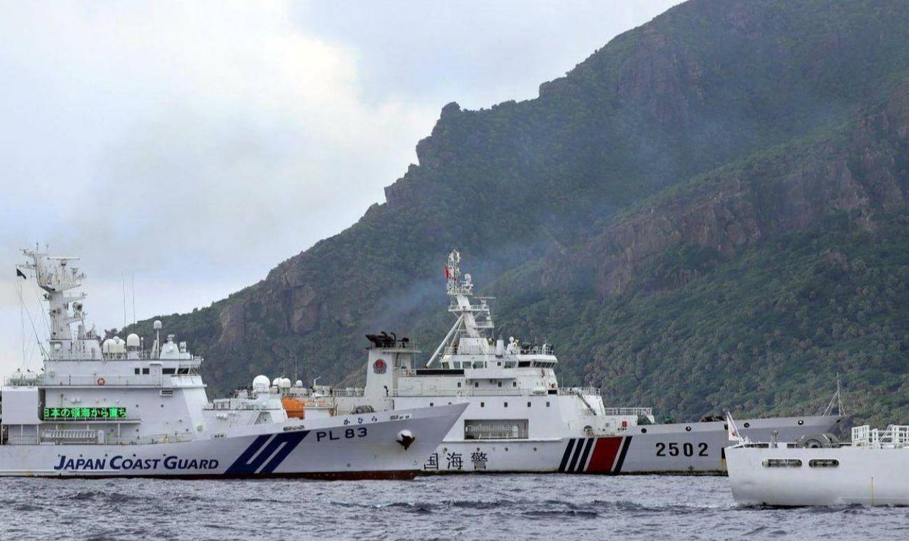 抢占中国的领土，并派遣船只非法进入钓鱼岛海域，结果被中国海警驱逐。