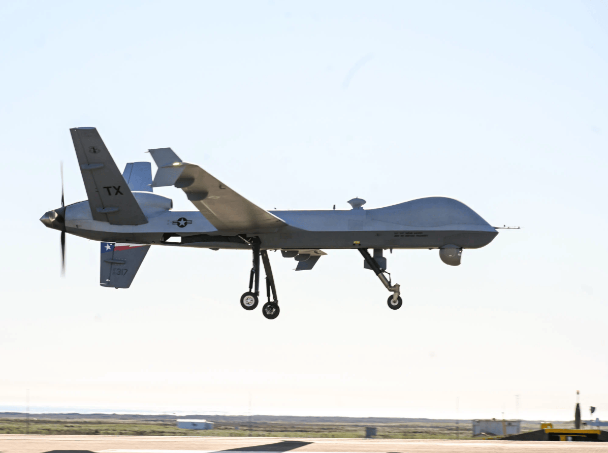 美军自毁3200万“死神”无人机，黄海失控紧急打捞96小时