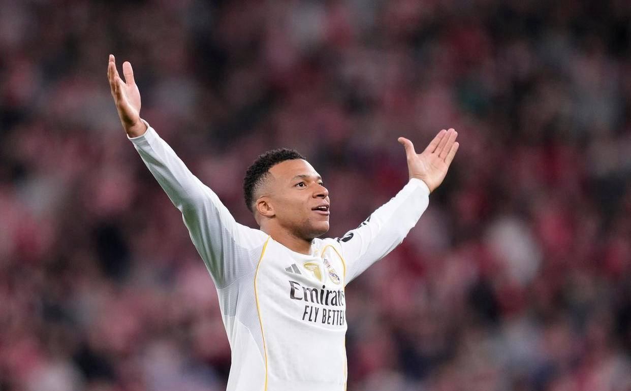 西甲第15西班牙足球甲级联赛轮皇家奥维耶多在两人少打情况下逼平马略卡最新积分榜揭晓