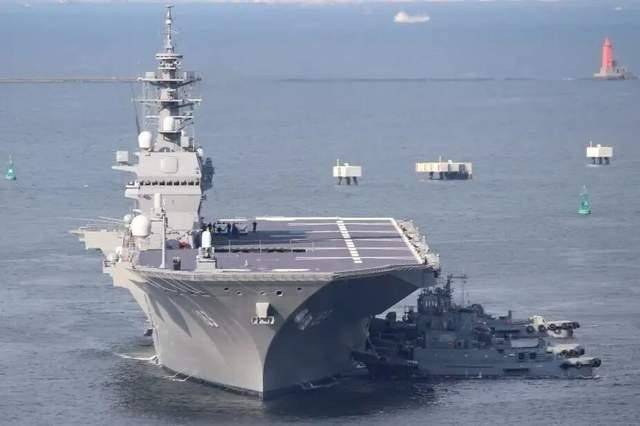 辽宁舰继续北上,日本急调“航母”出港,歼15要和F35正面较量?