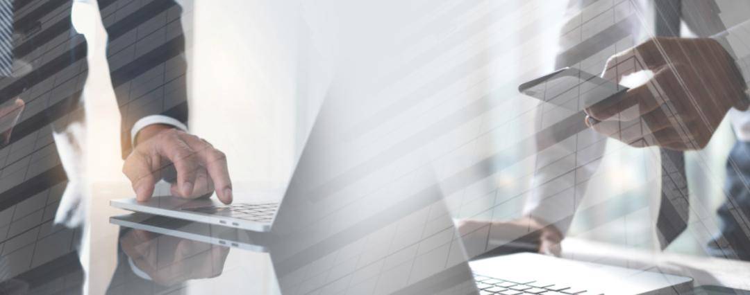 不善言辞的周云杰，为何不到一年成了下一个顶流企业家？