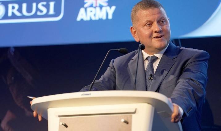 前乌军总司令发出警告,俄乌冲突结束后,和平不会降临乌克兰,还有一场内战要打?