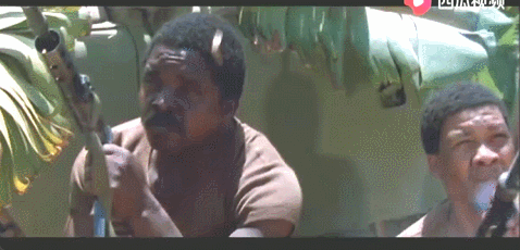 机枪单挑F16?泰国“义和团”VS柬埔寨“军户”,小国打仗太离谱