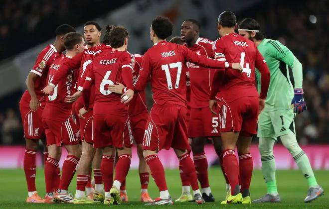 “英格兰足球超级联赛红牌+中柱+伤退！利物