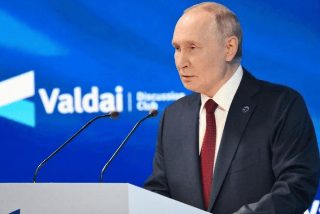 泽连斯基满意后，美俄又达成建设性会谈，俄乌局势或迎重要转折