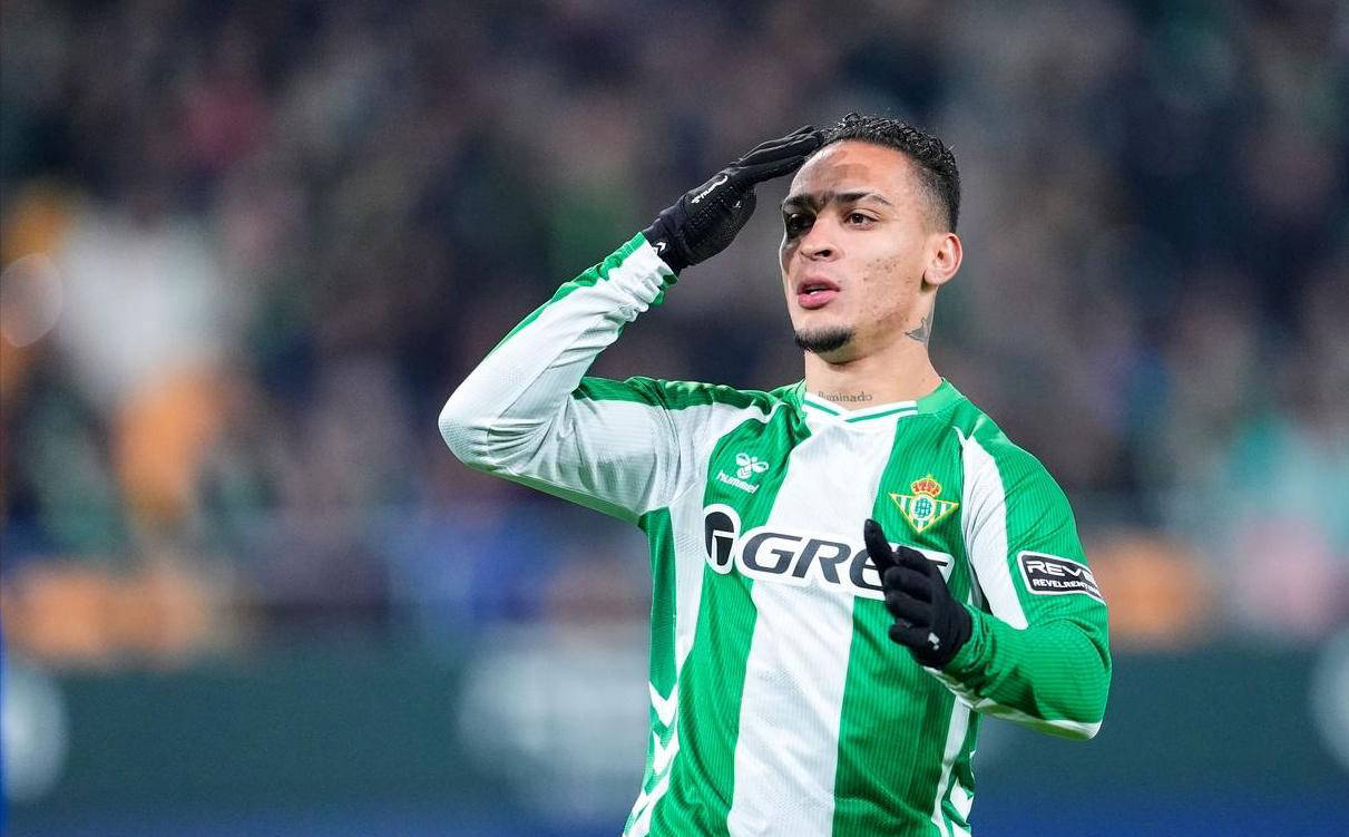 西甲最新积分榜更新：巴萨胜出领跑马竞逼近前二贝蒂斯表现强劲西甲联赛免费高清直播＋实时赛程积分榜＋竞彩预测全覆盖（2025赛季）