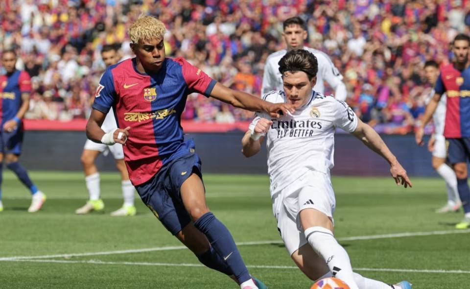 英超联赛免费高清直播+实时赛程+积分预测（2025赛季全覆盖）转播收入鸿沟：西甲与英超的贫富分化联赛格局的隐形推手