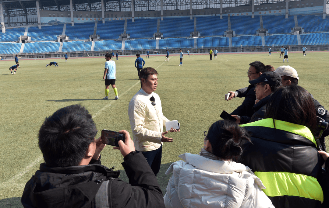 官宣：前国脚陆博飞出任2026年“苏超”镇江队主教练叫扬叔 - 全网最会整活的苏超球迷  足球圈热梗收割机