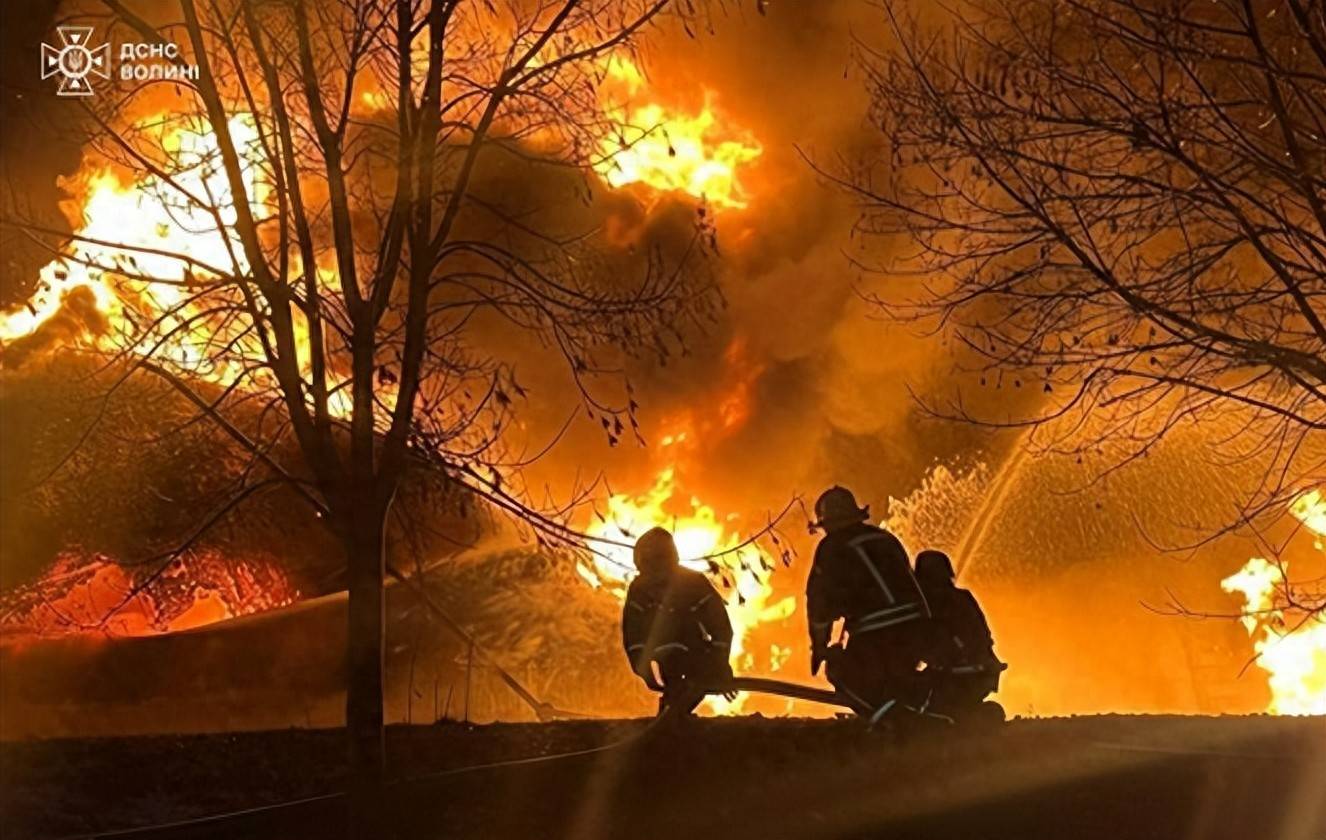 俄军没想到,一天占领乌15座无抵抗阵地!乌军出现逃兵潮,美媒调整俄军胜利时间表