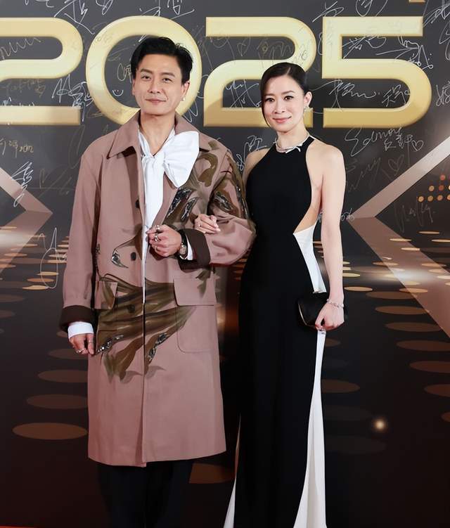 史无前例！佘诗曼第四次获视后，黄宗泽获“双料视帝”破个人记录