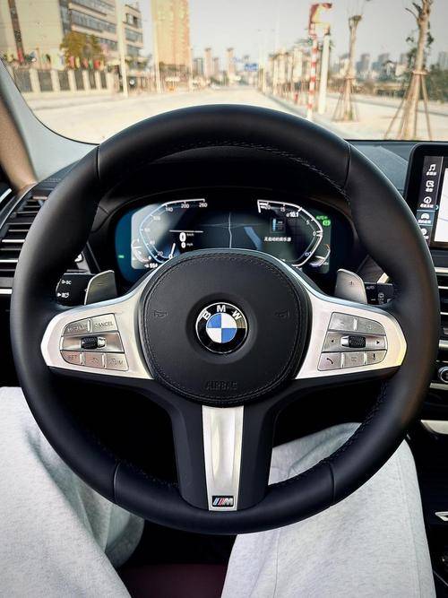 半岛体育- 半岛体育官方网站- APP下载本田 UR-V 370TURBO：20T 动力中型 SUV宽体设计更霸气