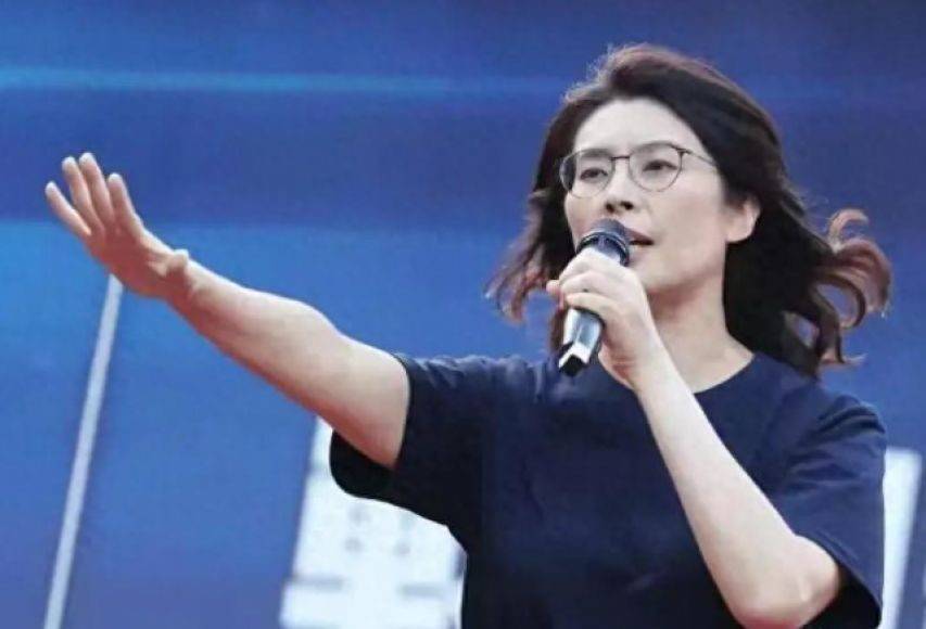 围台演习结束后,岛内最新民调出炉,郑丽文发声,赖清德被将军