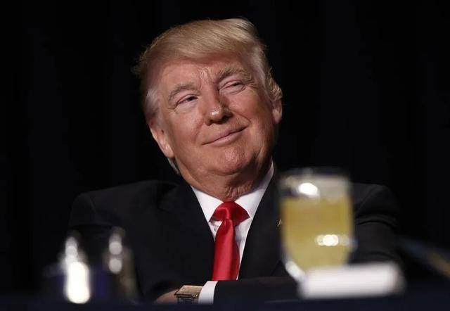 特朗普要“三分天下”，涉台问题让中方自己决定！这其实是个坑？