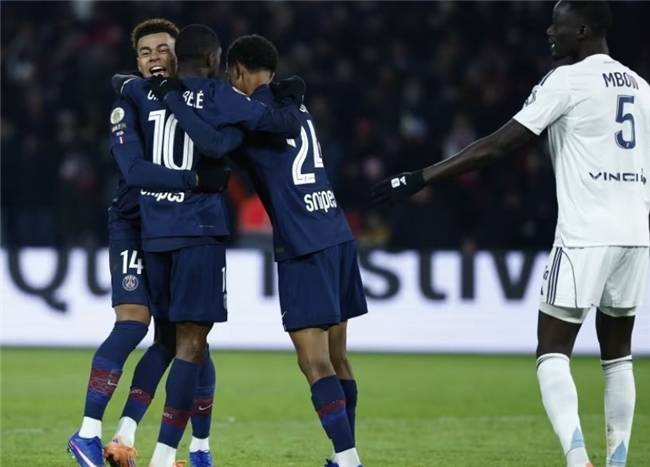 法甲：大巴黎失去统治力？伤病问题太严西甲联赛免费高清直播＋实时赛程积分榜＋竞彩预测全覆盖（2025赛季）重建队思路悄然发生改变