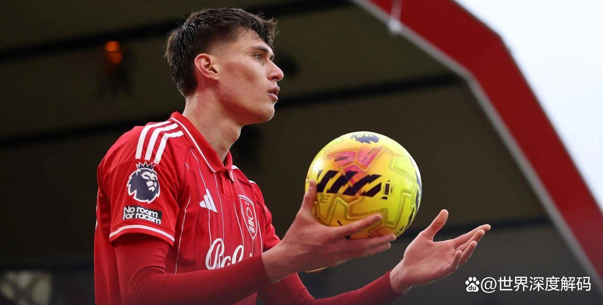 “维拉公英格兰足球超级联赛园迎来新年首战埃