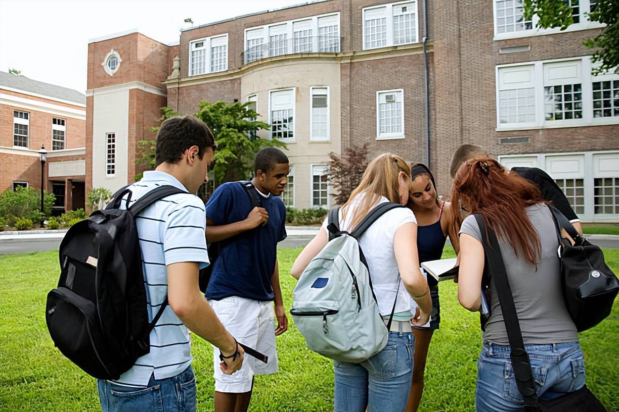 乐鱼体育- 乐鱼体育官网- APP世界杯指定平台2026英国留学咨询机构口碑参考英国留学机构哪家好