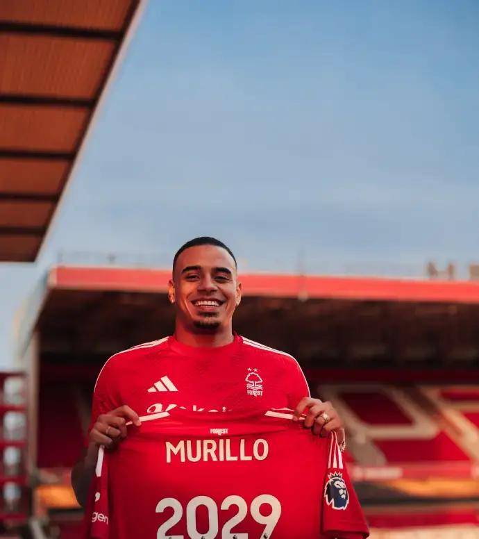 米兰体育- 米兰体育官方网站 世界杯官方指定投注平台多线引援！AC冬窗急补防线收购迪萨西或成破局点