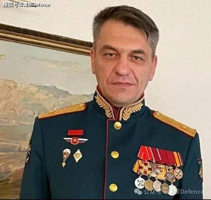 乌克兰无人系统部队亮战绩！俄罗斯中将又被解职，德左俄军被封锁