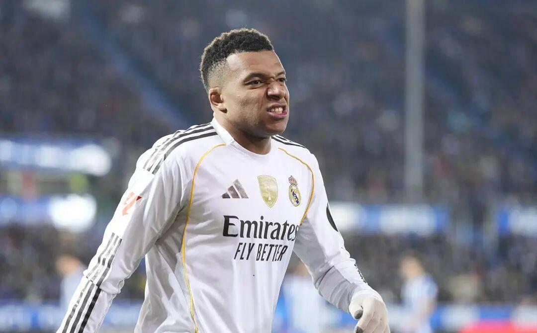 西超杯决赛虽以3比2结束姆巴佩替补世界杯直播在线观看——高清足球直播平台推荐登场却品味了亚马尔“拉菲”之苦