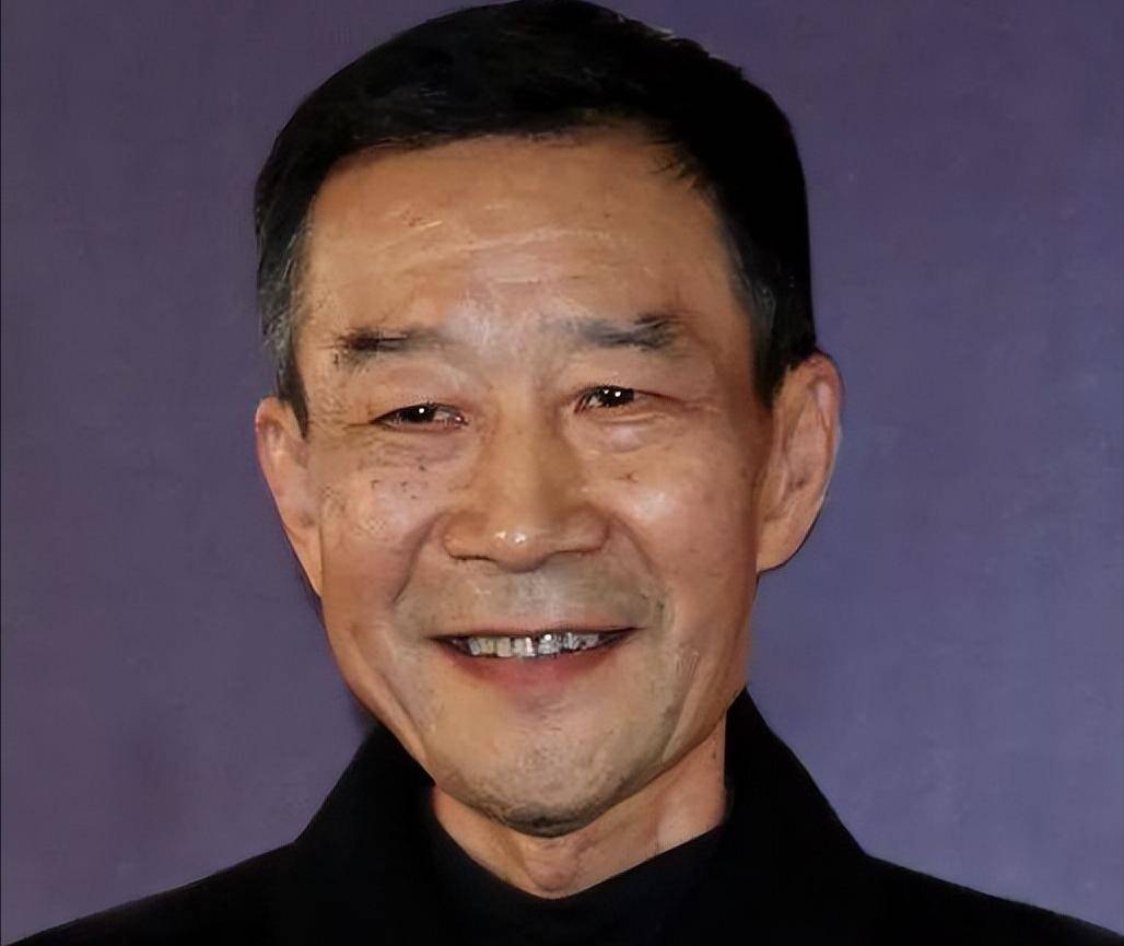 凉了！闫学晶又被曝身份造假 ，李雪健不再沉默