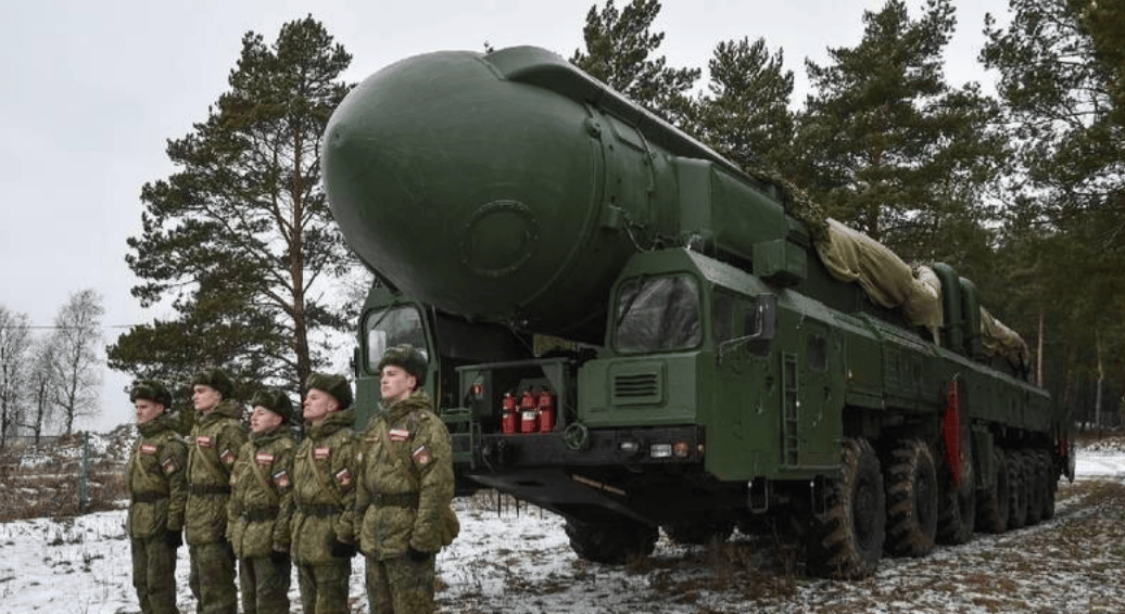 遭斩首威胁后普京反击，动手前先通知中美：泽连斯基必须恢复理智！