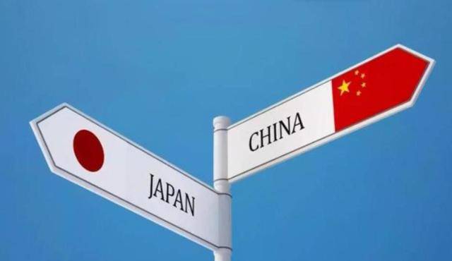 头号帮手到位！高市发信号，日本要强登钓鱼岛，中国海警带炮守疆