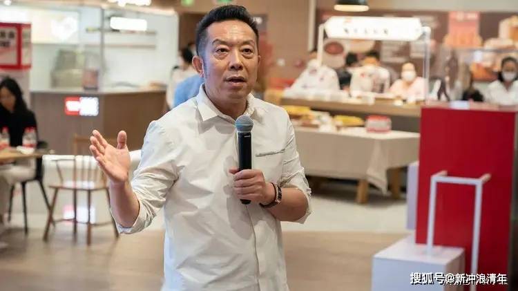 原创             人民日报看似批评各方都有责任，实则已为西贝罗永浩事件定了性！