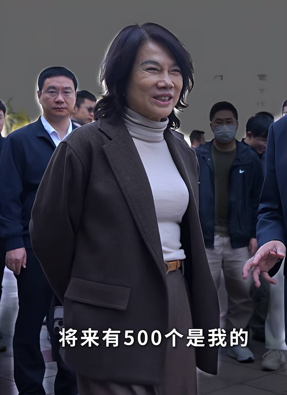 董小姐的玩笑,可能已刻在冯兴亚的心里