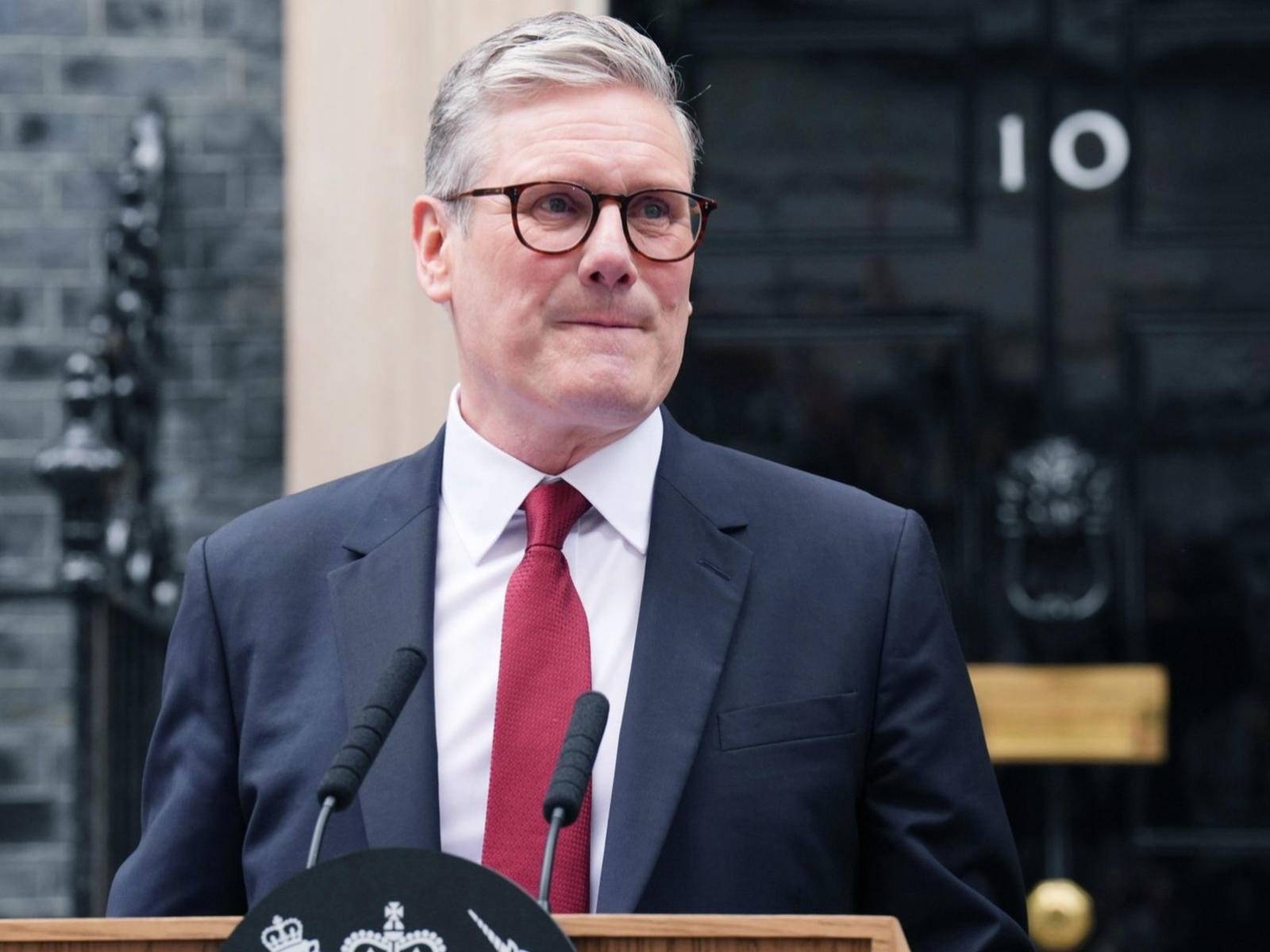 盟友排队访华,特朗普明显急了,不等回国,对中方说掏心窝子的话