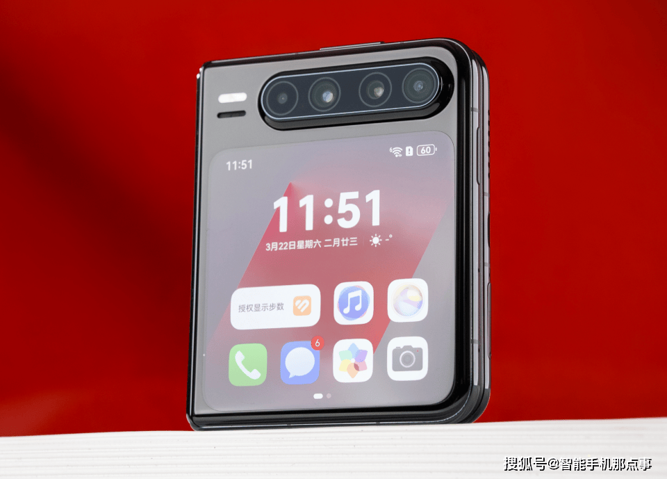 原创 华为神秘新机曝光:白绿橘蓝黑五色可选,或为全球首款折叠平板!