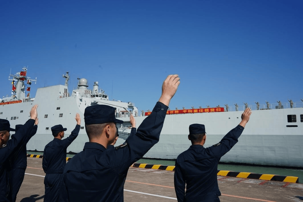 中国准备打大仗的战略决心,让美军深刻的明白了一个道理:与中国为敌只会得不偿失