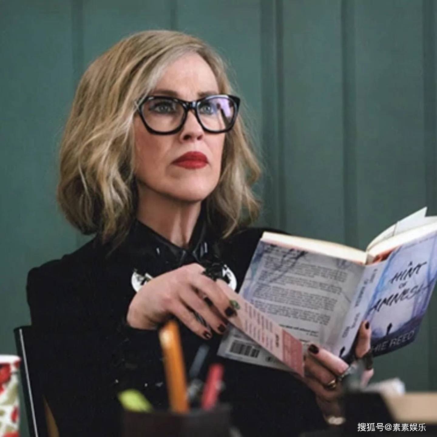 著名演员凯瑟琳奥哈拉猝死离世,死因与内脏错位反应症有关