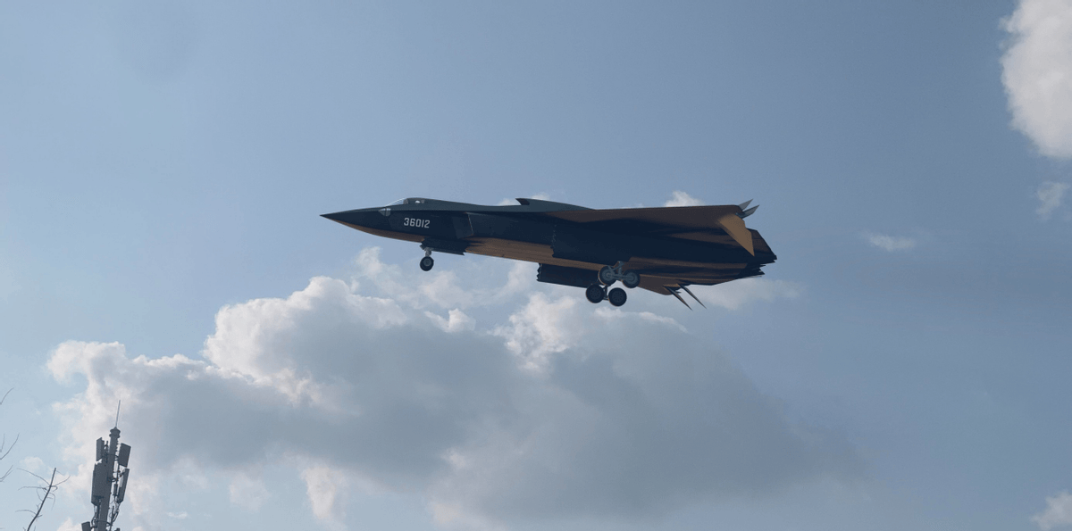 重型机满天飞，歼10已经配不上解放军，中国今后再无单引擎战斗机