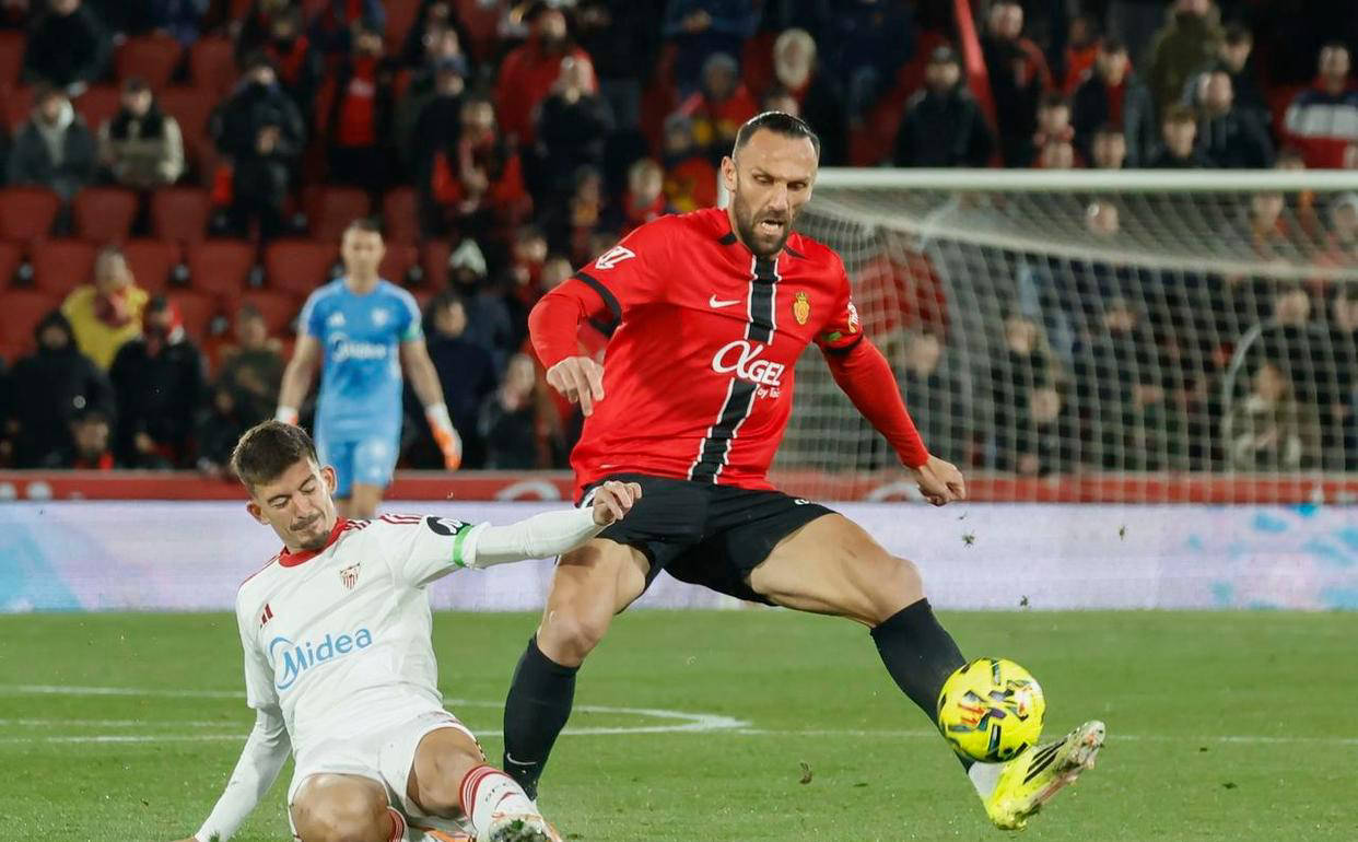 西甲第22轮落幕：塞维利亚1-4惨败西班牙足球甲级联赛积分榜迎巨大变动