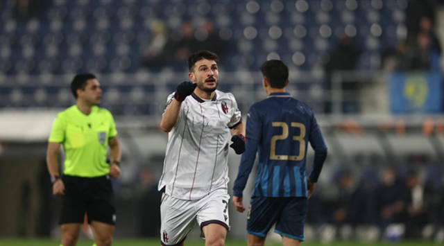 意甲焦点战：博洛尼亚状态回升迎战表现稳健的AC米兰米兰体育-