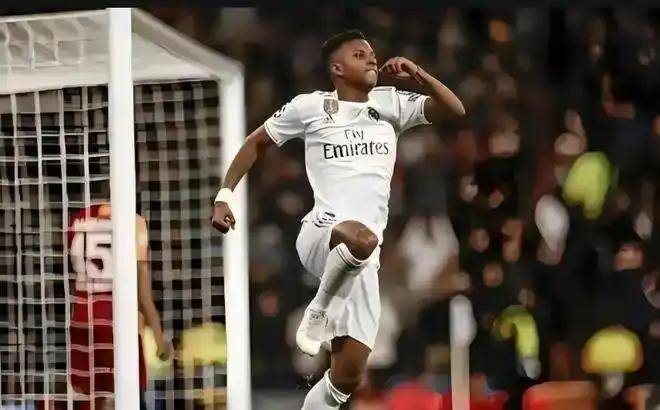 英格兰足球超级联赛米兰达：罗德里戈去英超的可能性大“小熊”也可以考虑转会