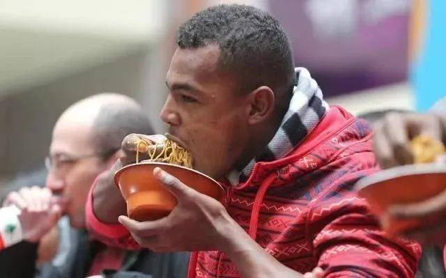 LoL投注-注册即送88元-2025年最佳英雄联盟投注网站中国大妈凭两道菜获得英