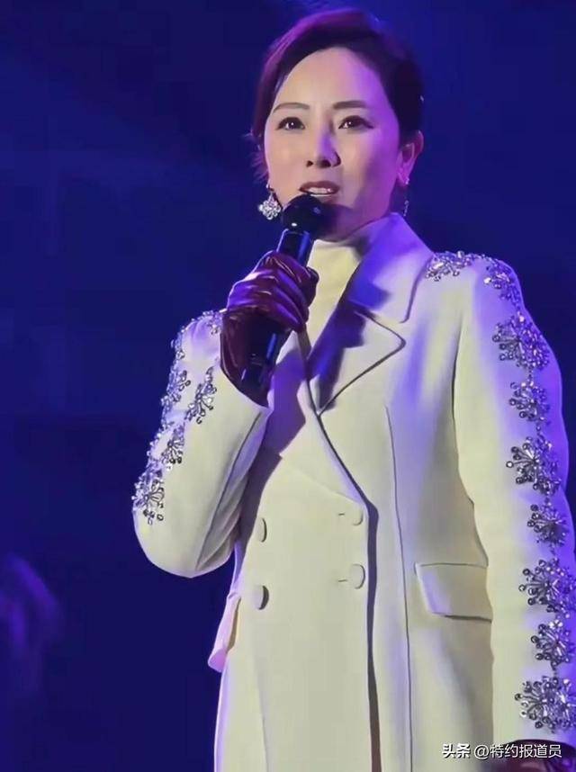 没了央视光环，李思思近况曝光：曾经多风光，现在就多现实