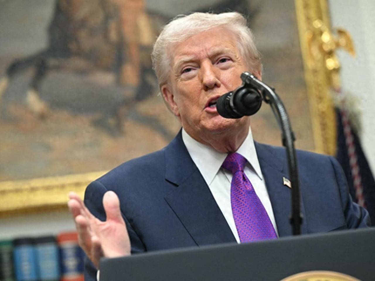 160%关税重锤砸下！特朗普对华再下黑手终半岛体育- 半岛体育官方网站- APP下载是搬起石头砸自己的脚