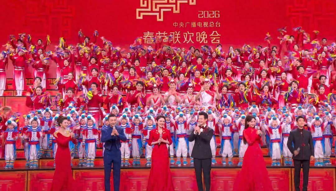 虎牙直播_NBA直播_足球篮球英超欧洲杯高清体育赛事最新！马年春晚主持人状态太真实！刘心悦小虎牙吸睛撒贝宁黑了