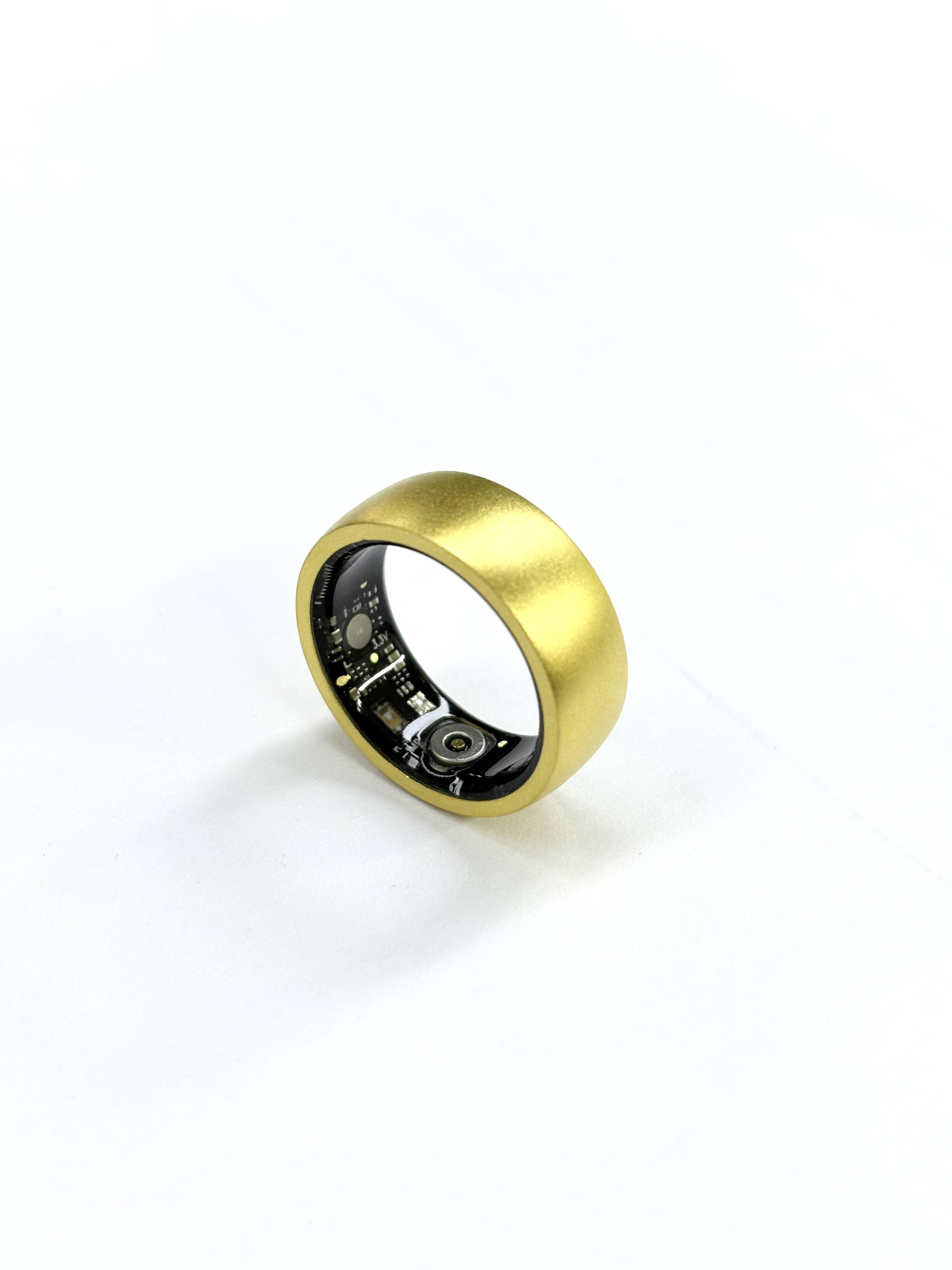 华芯智AI中医戒指登春晚舞台携手IPTV